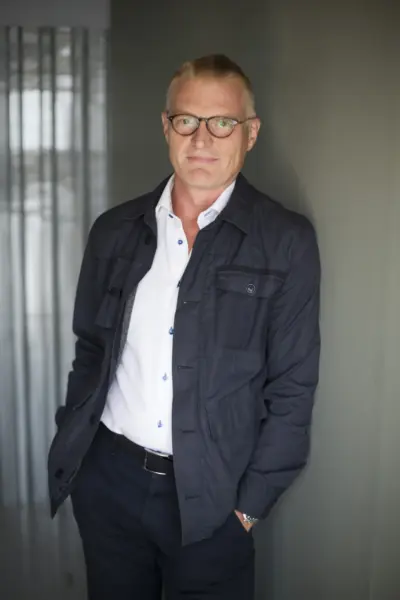 Kuva kirjailijasta Henrik Meinander