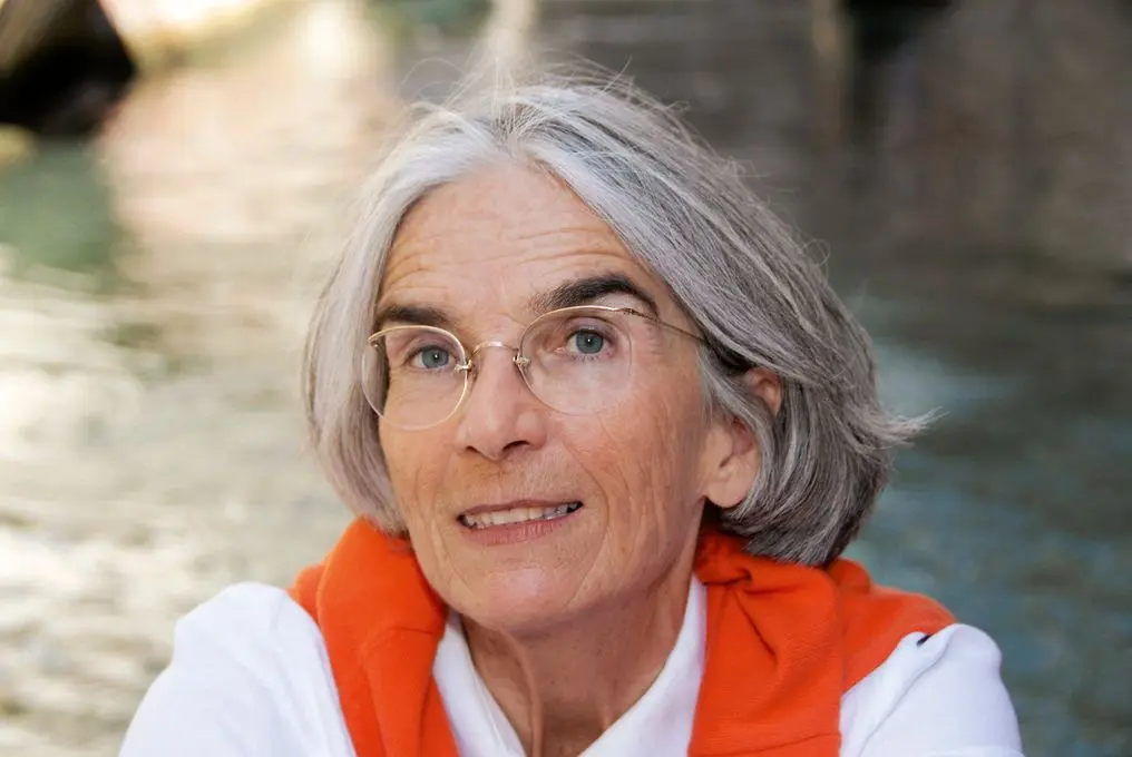 Kansainvälinen dekkaritähti Donna Leon vierailee Suomessa elokuussa