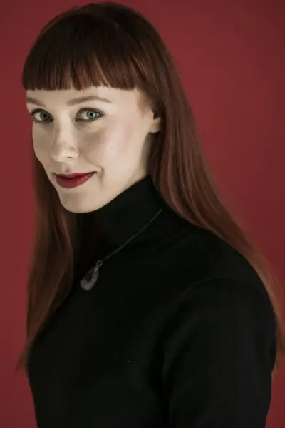 Kuva kirjailijasta Aura Nurmi