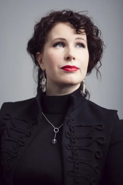 Kuva kirjailijasta Johanna Laitila