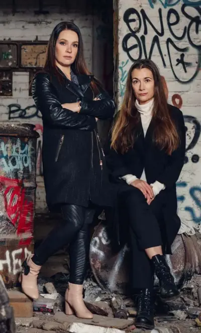 Kuva kirjailijasta Elina Backman – Heidi Holmavuo