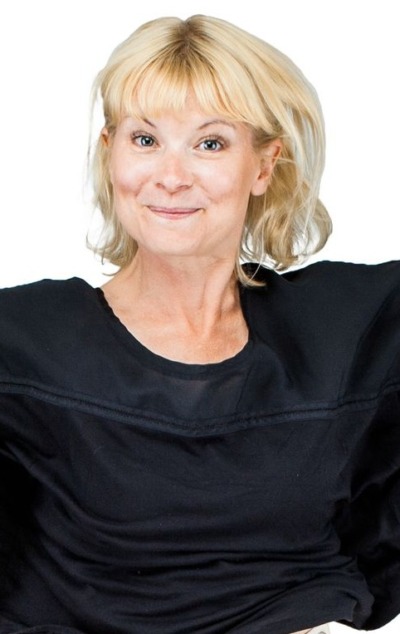 Kuva kirjailijasta Josefine Sundström