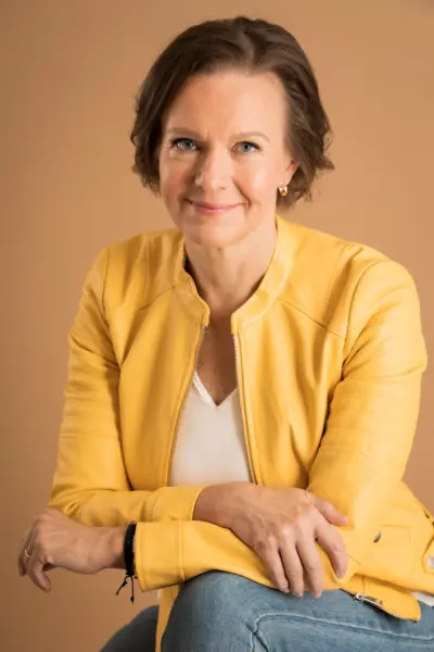Kuva kirjailijasta Päivi Lipponen