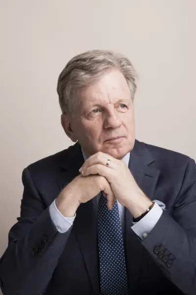 Kuva kirjailijasta Esko Aho