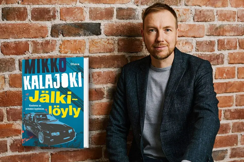 Mikko Kalajoen Jälkilöyly kuvaa epäonnisia konnia ja epätodennäköisiä sankareita hulvattomasti ja mustanhauskasti