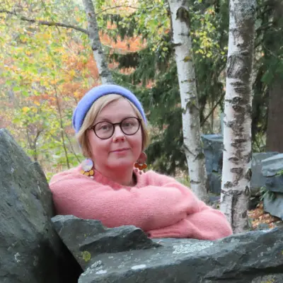 Kuva kirjailijasta Nadja Sarell