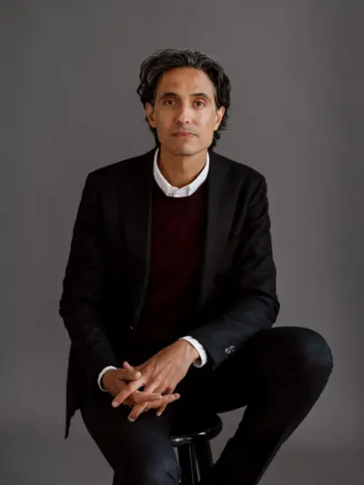Kuva kirjailijasta Jonas Hassen Khemiri