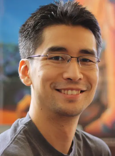 Kuva kirjailijasta Kazu Kibuishi