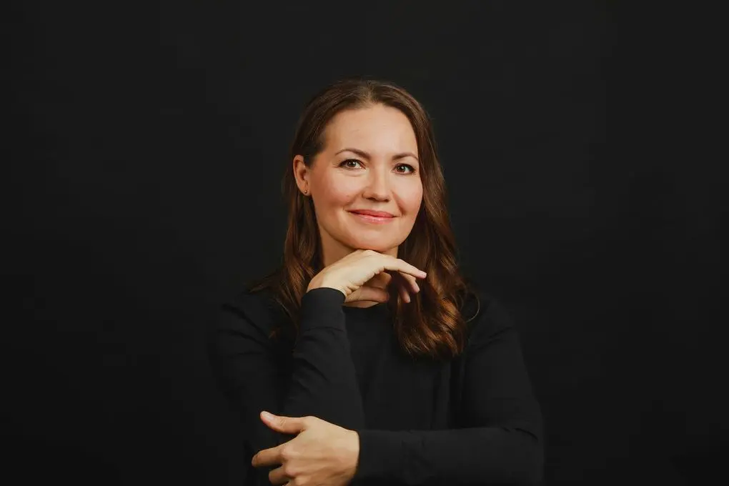 Eeva Loukon Viimeinen jälki ravistelee vanhemmuuden ja ystävyyden rajoja