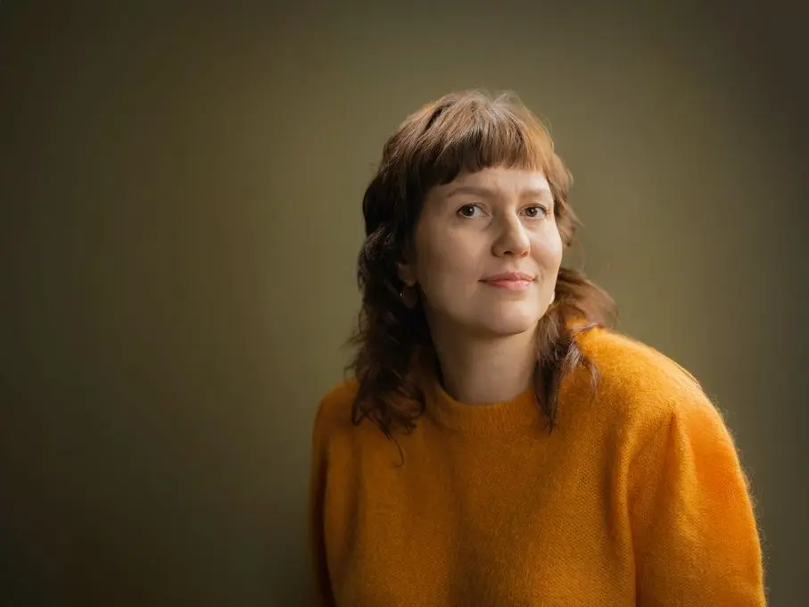 Mitä ajattelee ja tuntee ihminen, joka on valmis kuolemaan nuorena, ettei kenenkään muun tarvitsisi? Aseistakieltäytyjä Arndt Pekurinen teki valinnan periaatteiden ja oman elämänsä välillä