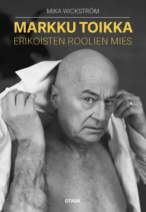 ”Koko elämäni on ollut melkoista improvisointia”  – Markku Toikan elämäkerta on avoin ja herkullinen teos monipuolisen näyttelijän, muusikon ja stand up -koomikon vaiherikkaasta elämästä